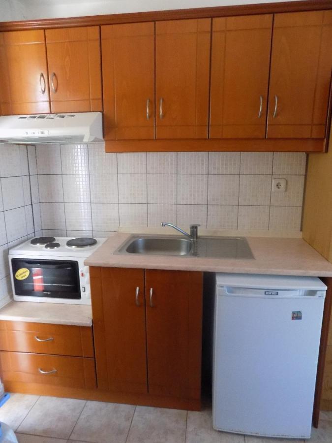 Dialekti Studios Toroni Luaran gambar
